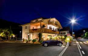 Гостиница B&B Pizzeria Zur Traube  Монтаньа